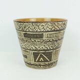 1950s plant pot abstract sgraffito decor shades of brown and beigt