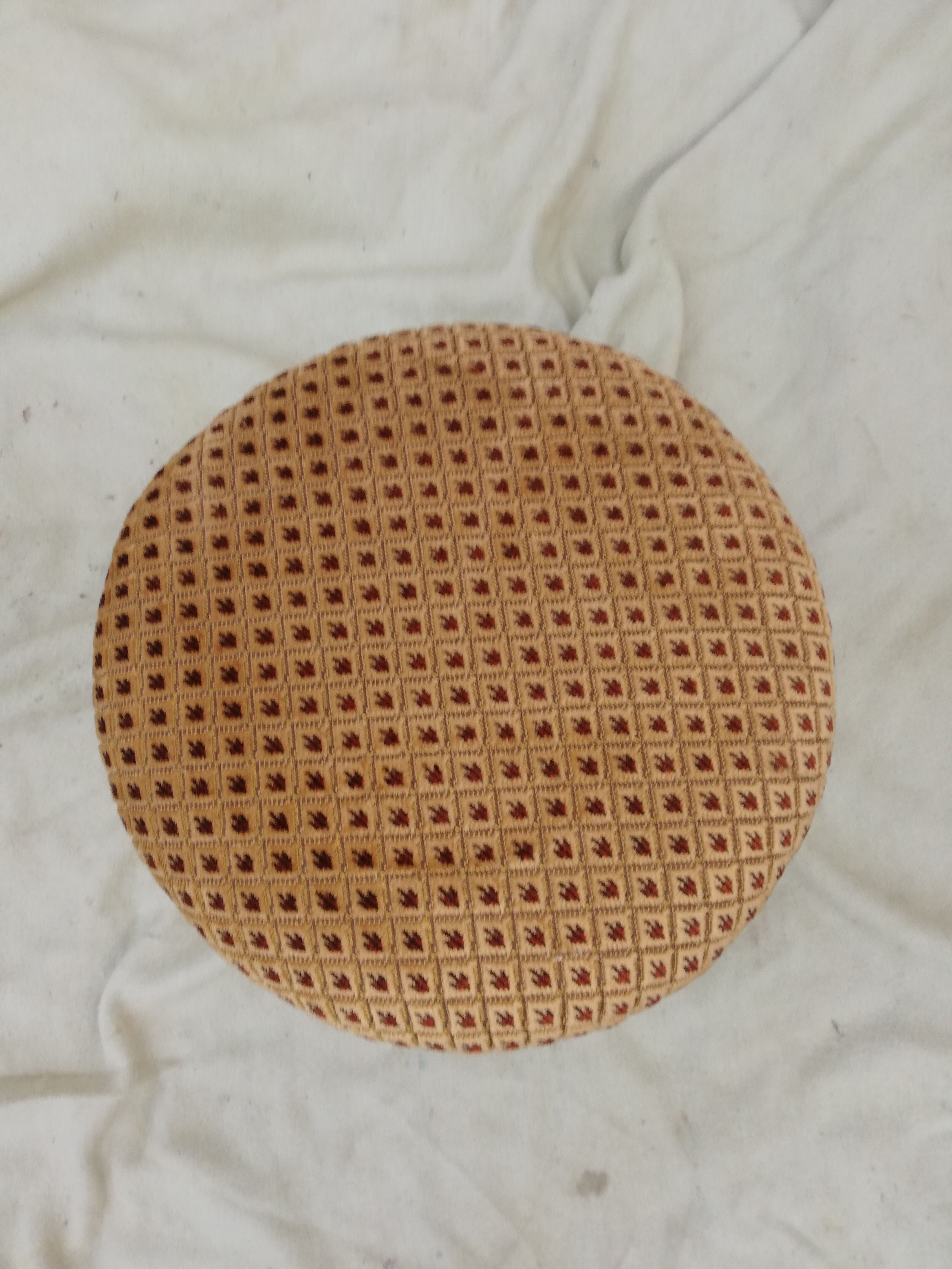 Piano stool