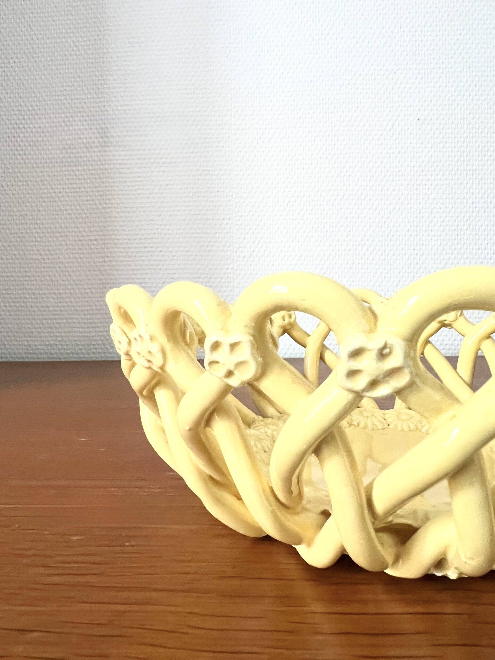 Coupe tressée céramique jaune  (23 cm)