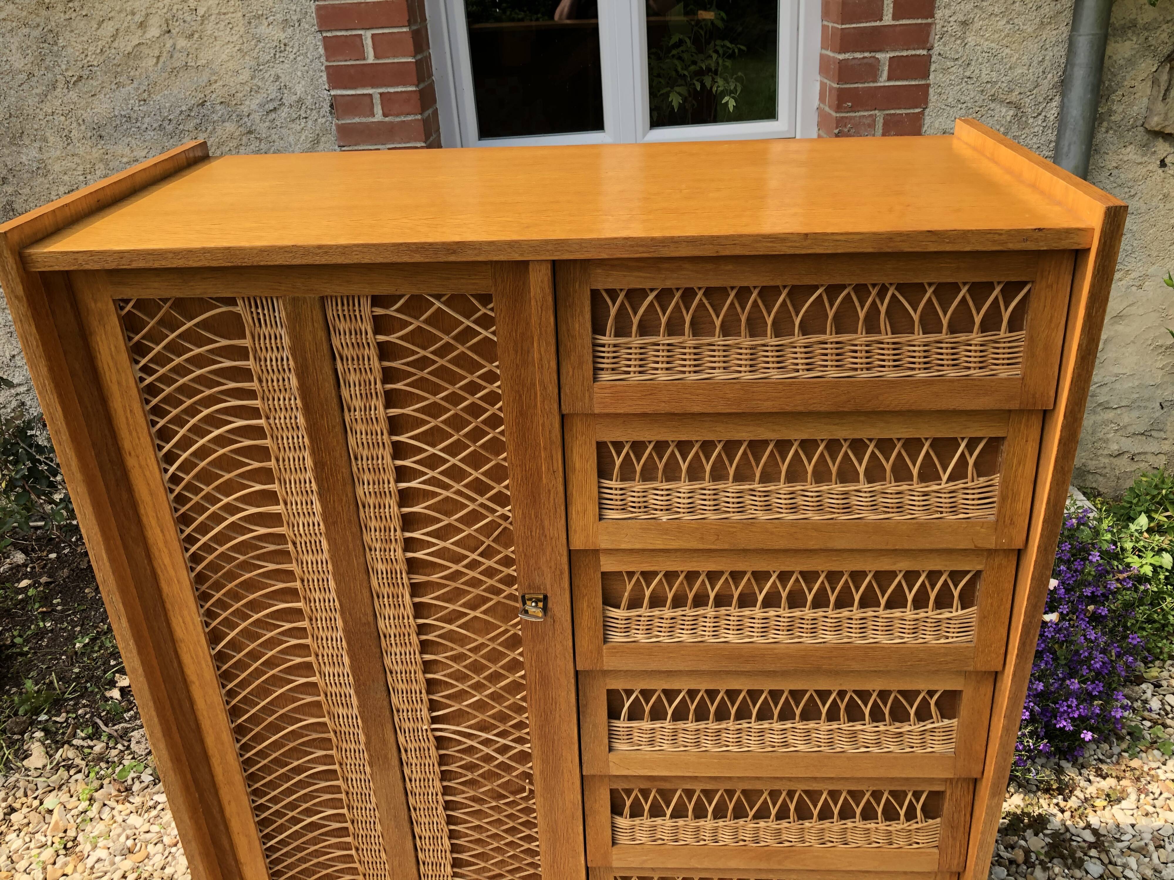 Chest of drawers in vintage rattan 60s