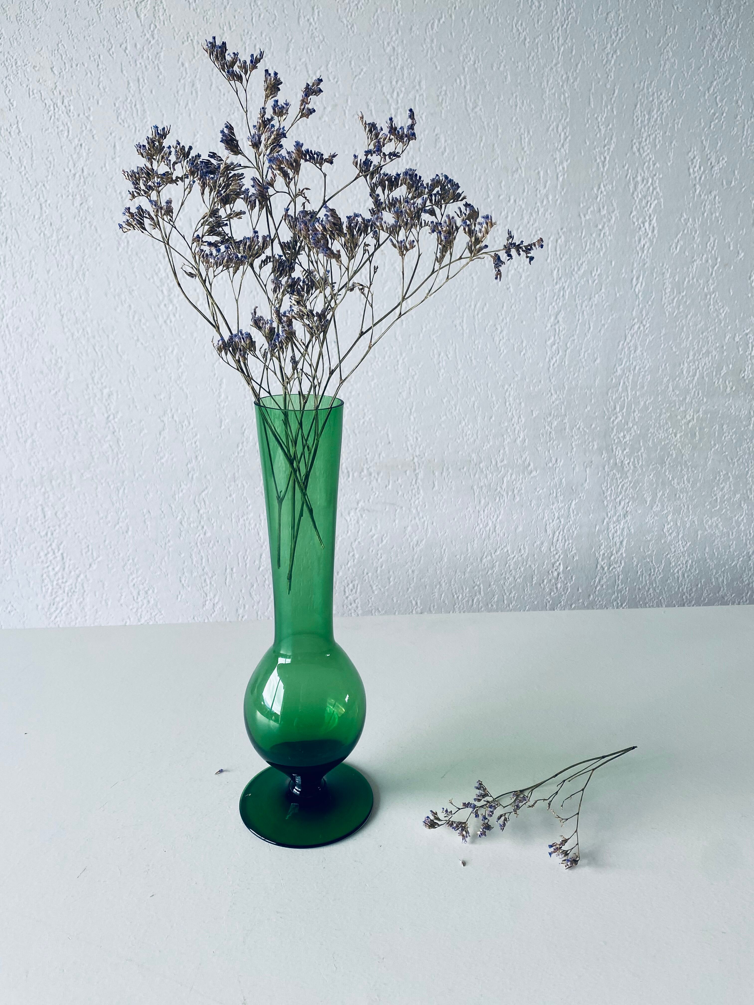 Vase vert en verre