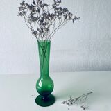 Vase vert en verre