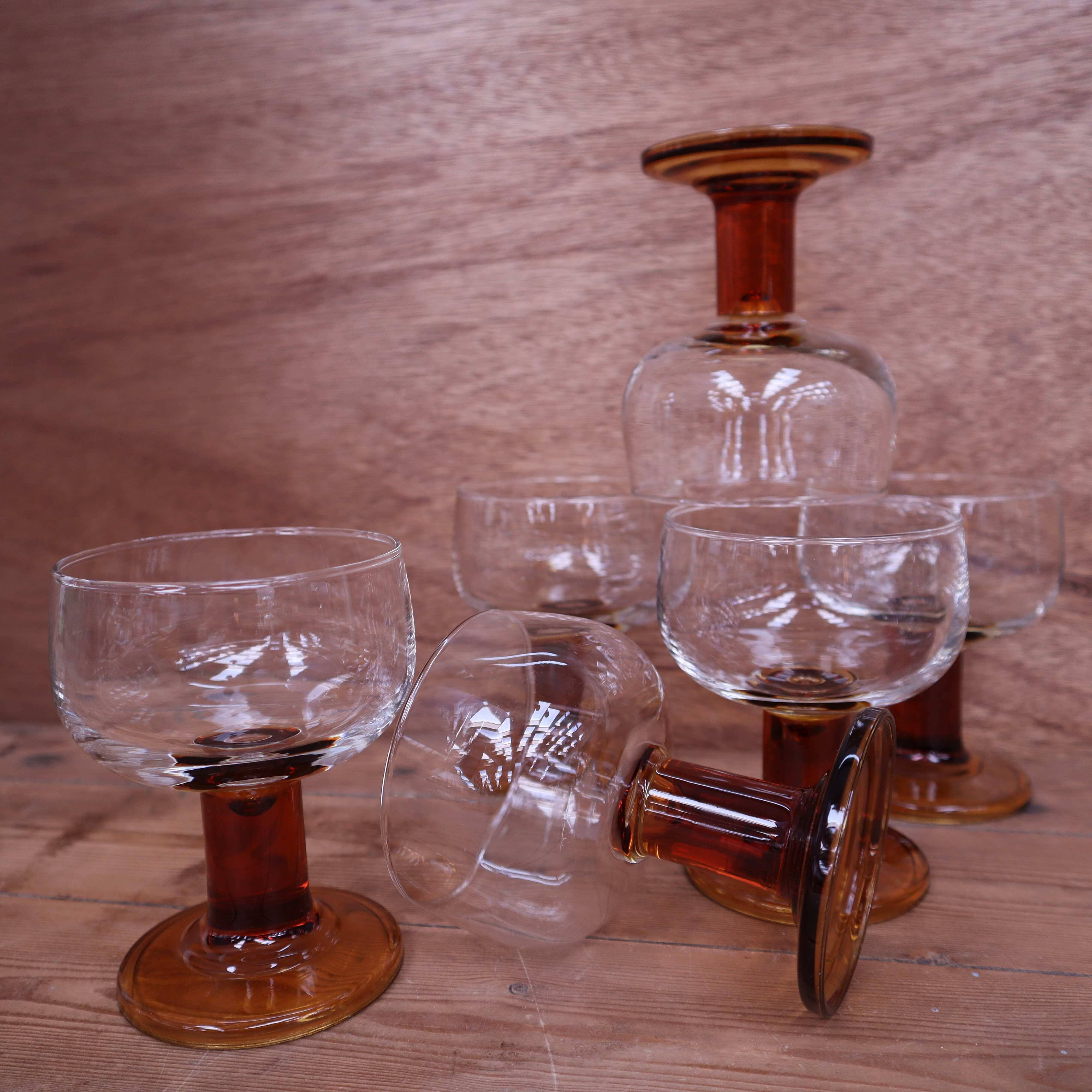 Set of 6 Amber stemmed glasses from the 70s