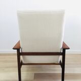 Scandinavian armchair with Lelièvre ecru buckle fabric