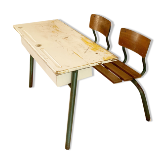 Bureau d’école double des années 50