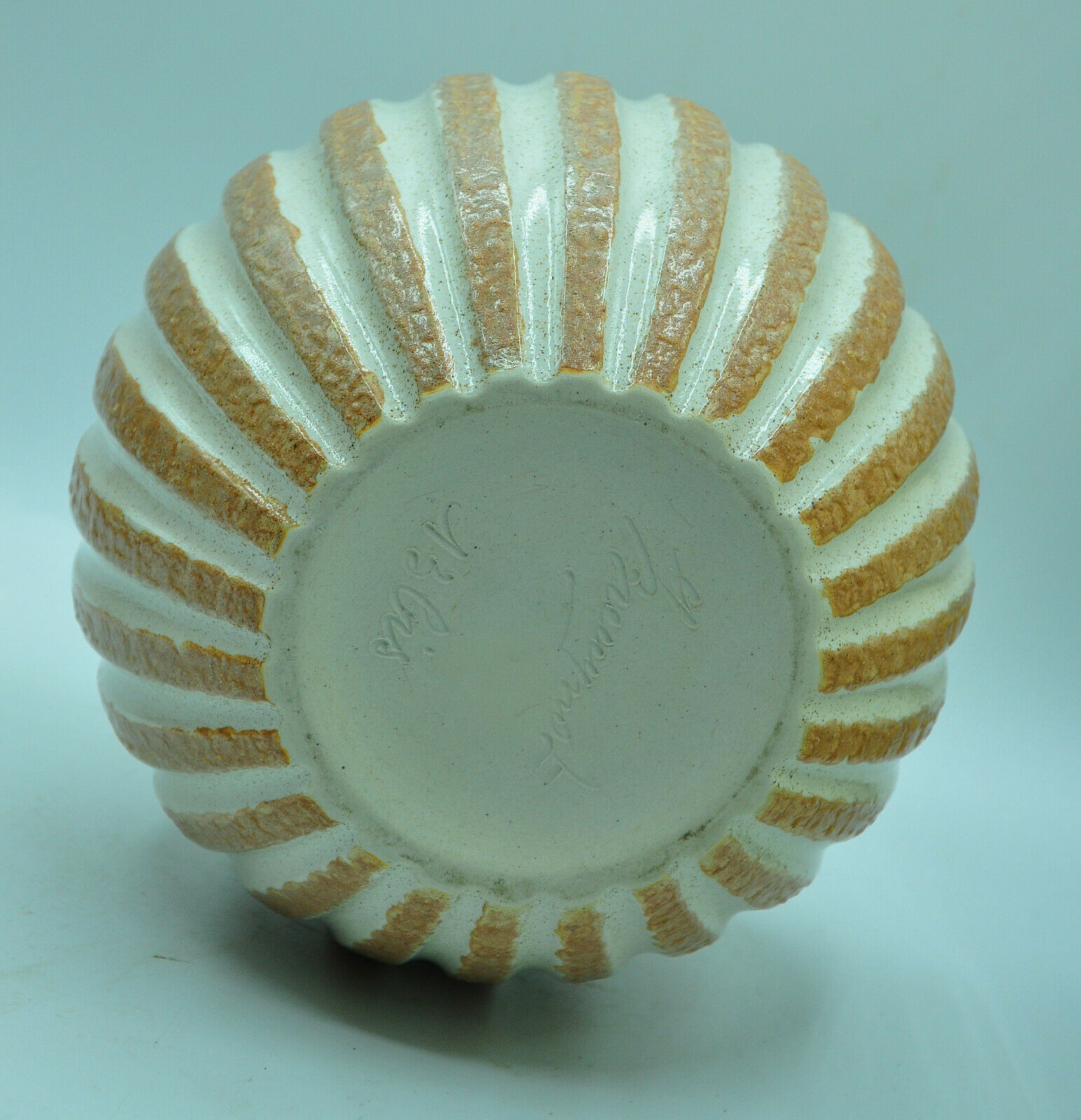 Coloquinte vase in recoiking by Jacques Breugnot