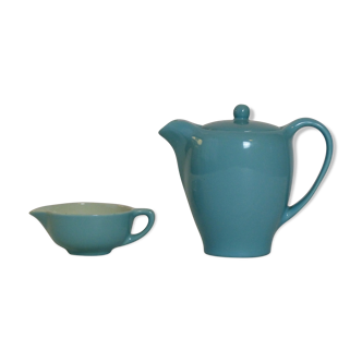 Teapot and its milk pot