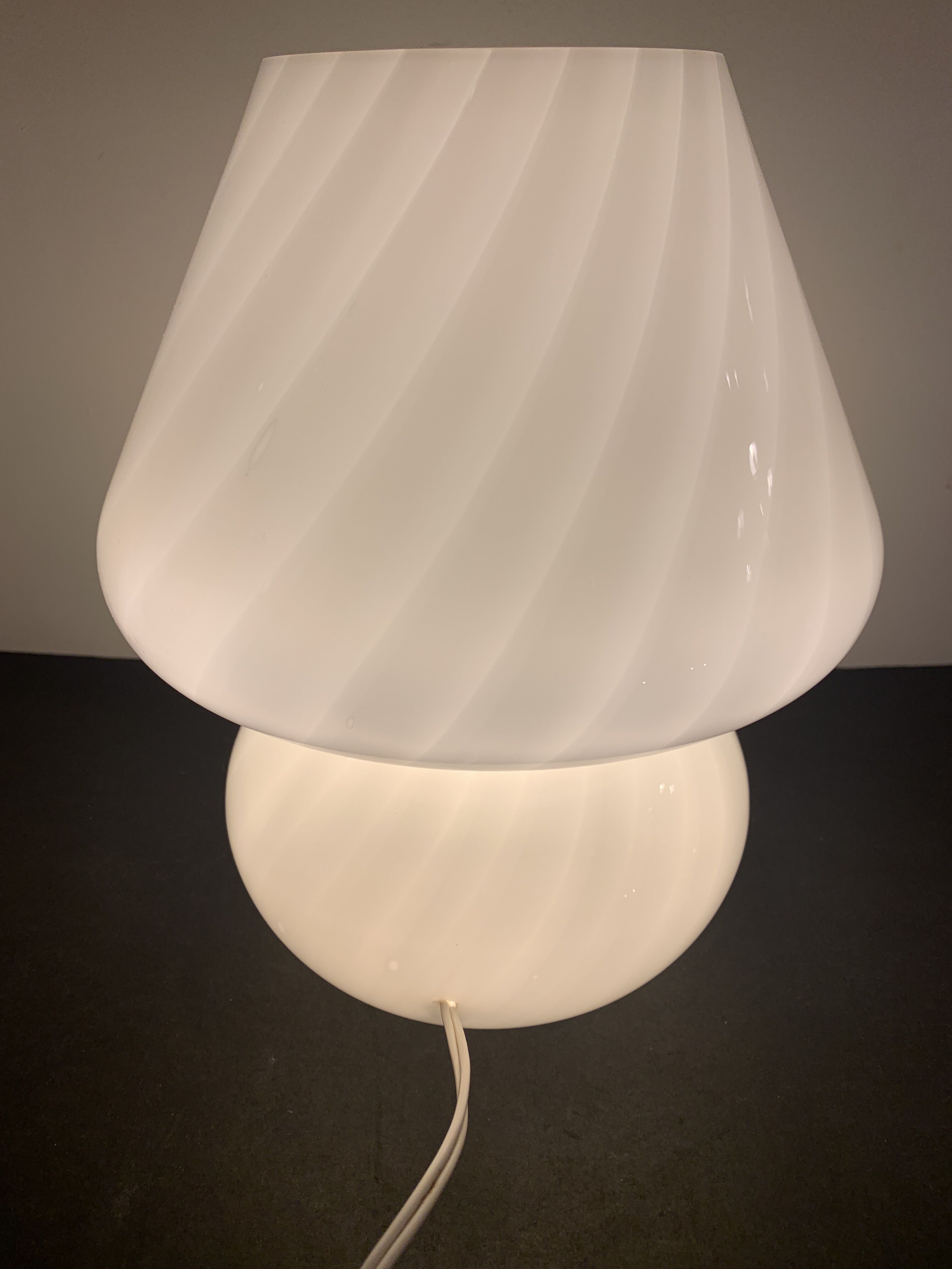 Murano glass mushroom lamp, Swirl by Gino Vistosi, 1970