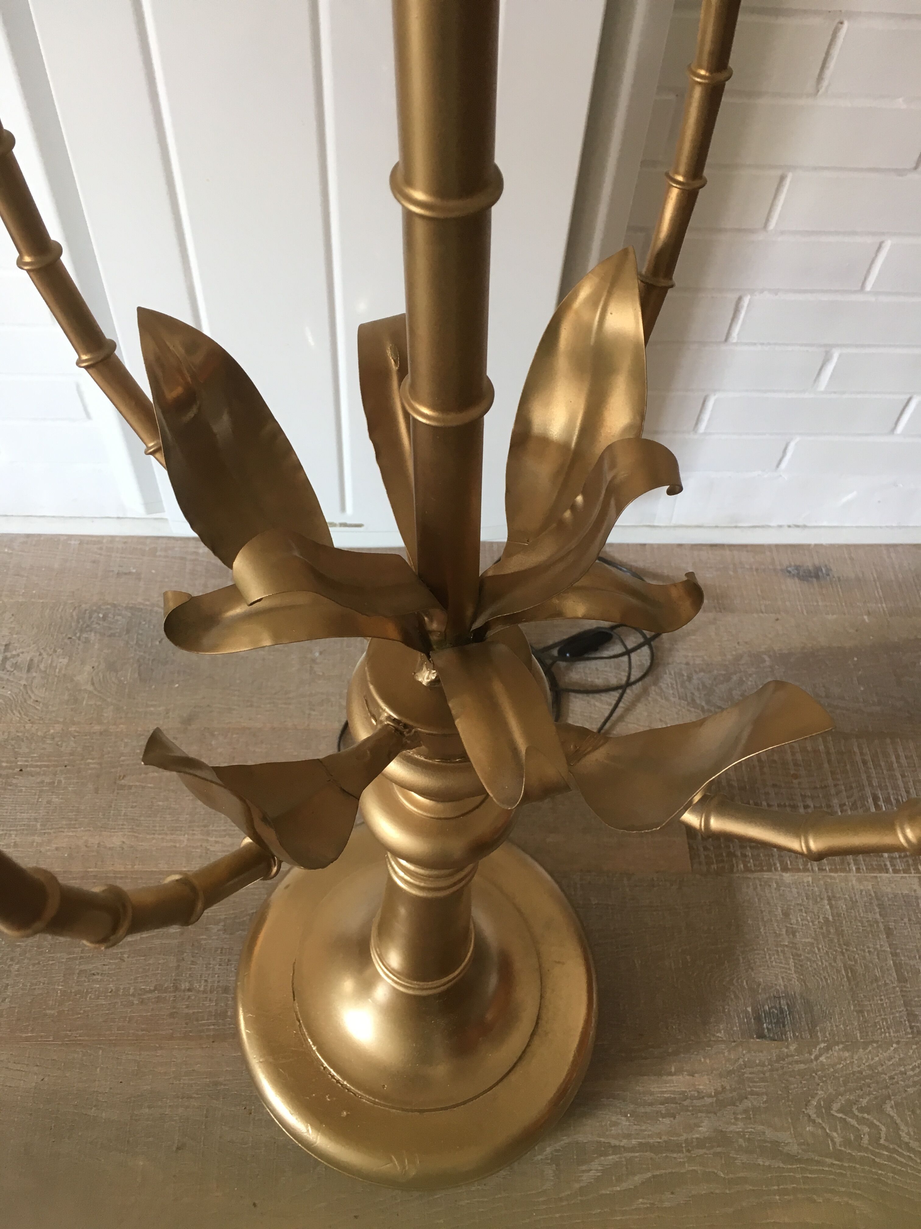 Floor lamp foliage gold metal years 70