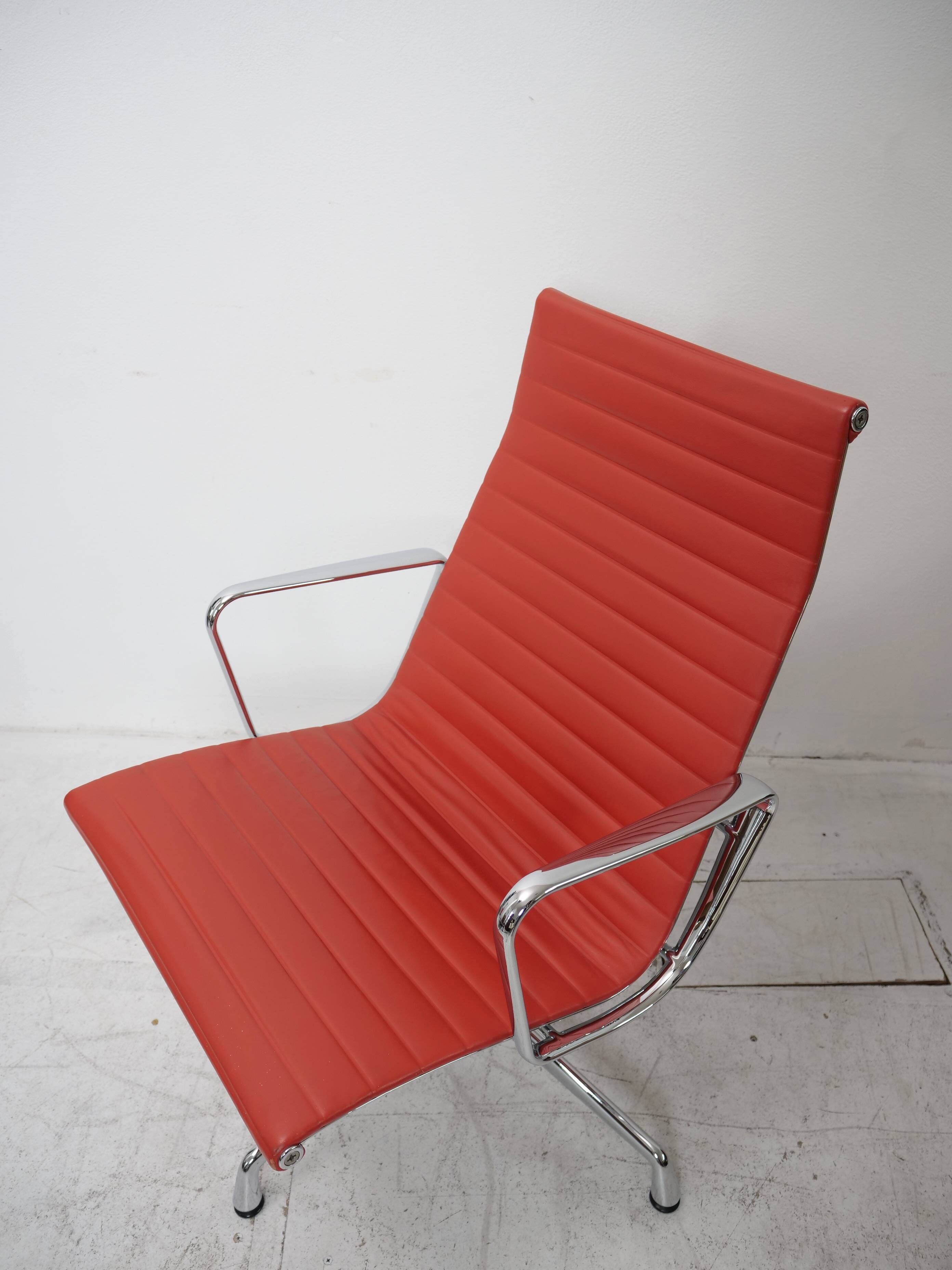Eames Lounge chair EA116 red leather