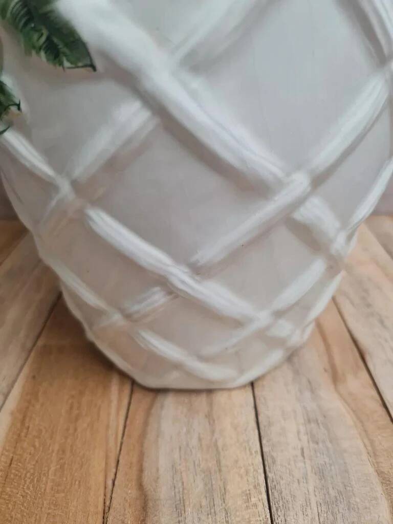 Large vintage Portuguese vase FG Trompe-l'œil vase with raised ivy decoration