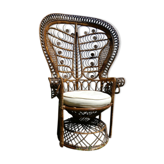 Fauteuil Emmanuelle peacock en rotin