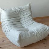Fauteuil Togo en cuir blanc de Michel Ducaroy pour Ligne Roset