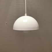 One of the old Flowerpot vp1 in enamel, designed by Verner Panton.