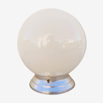 Art deco ceiling lamp with sphere