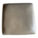 Madison pouf in leather, New York Dove, square 88x88cm, metal base.