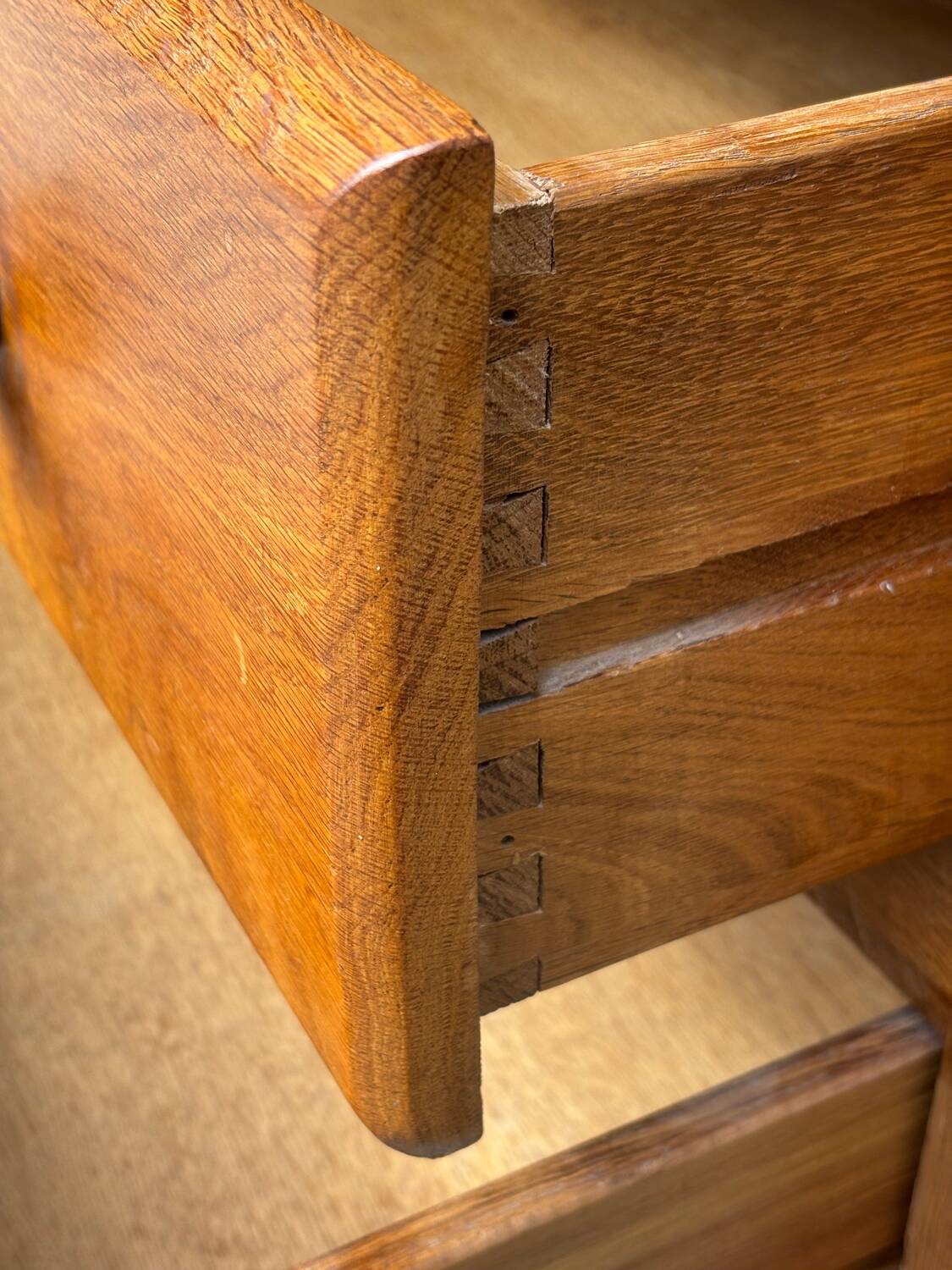 Set of chest of drawers and bedside tables in solid oak – European manufacturing