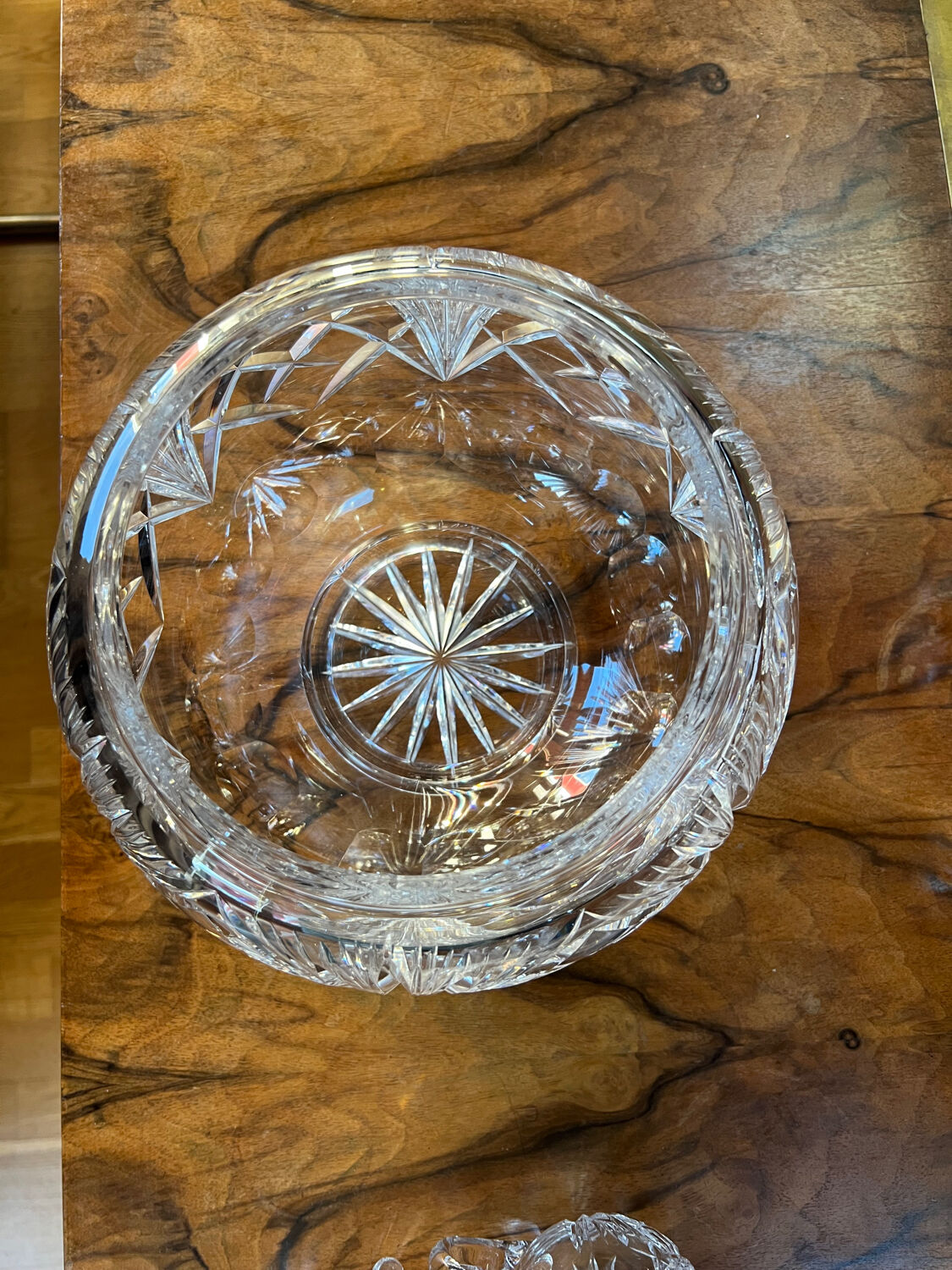 Crystal punch service