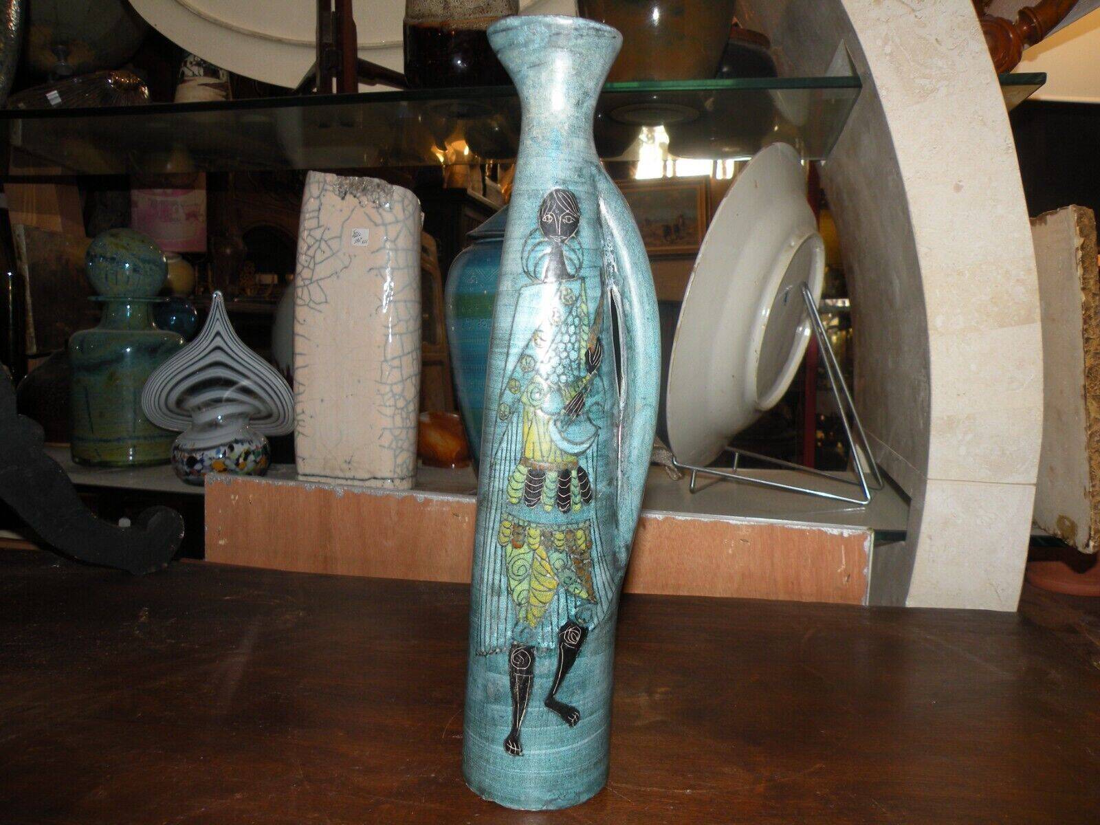 Long ceramic pitcher by jean de lespinasse 1960, l'atelier 55.