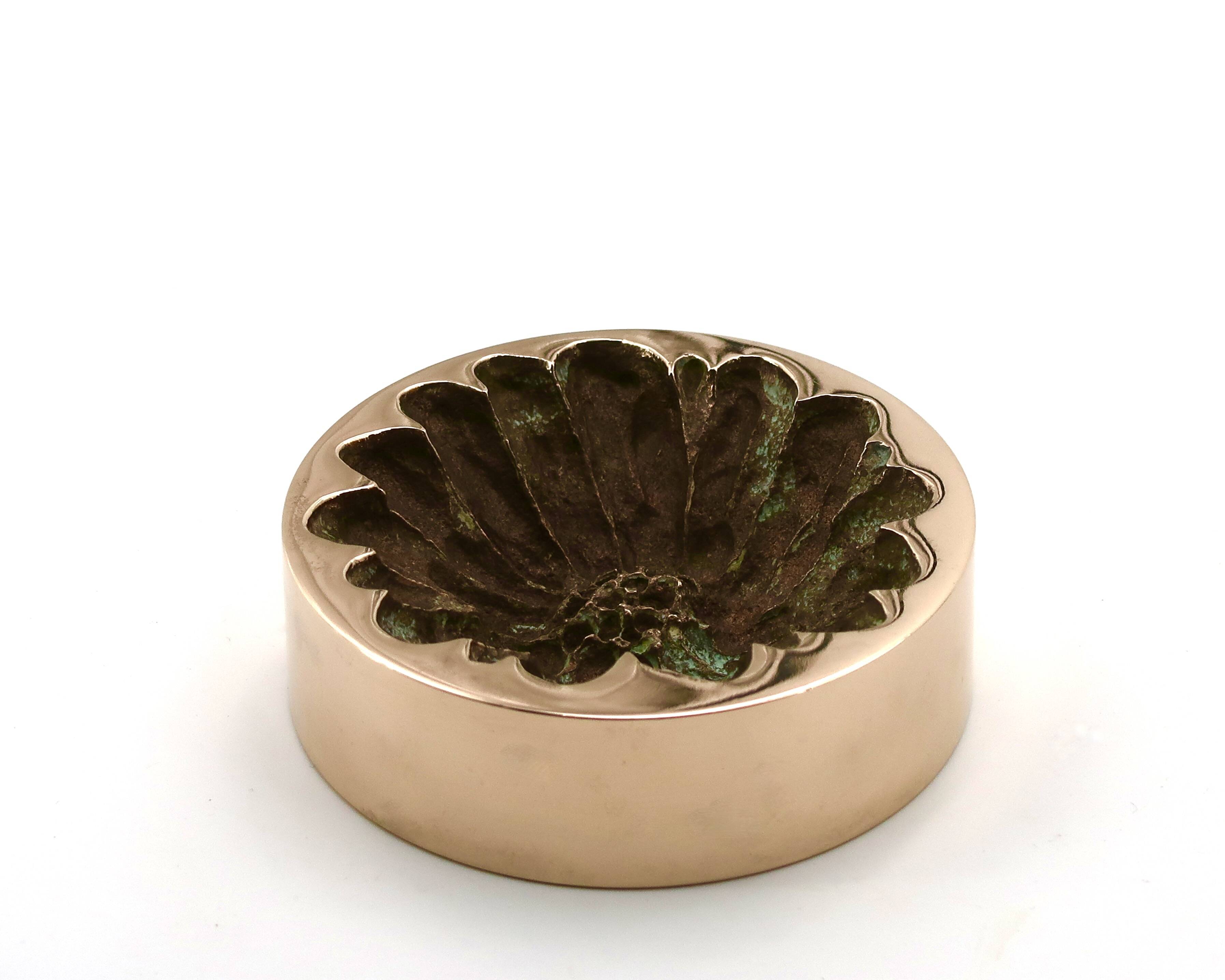 Bronze ashtray by Monique Gerber, flower imprint, 1970s.