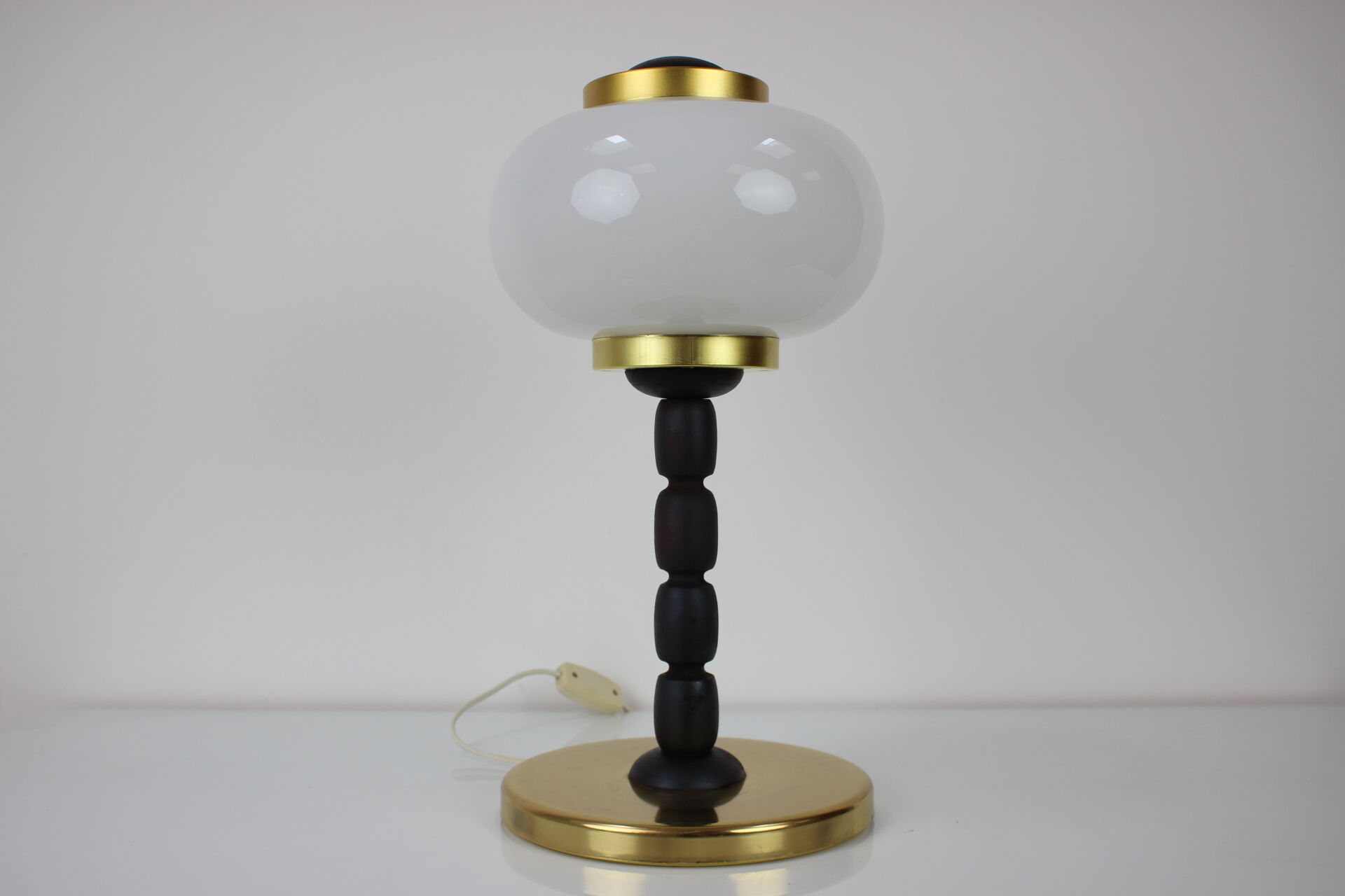 Mid-century table lamp, 1970