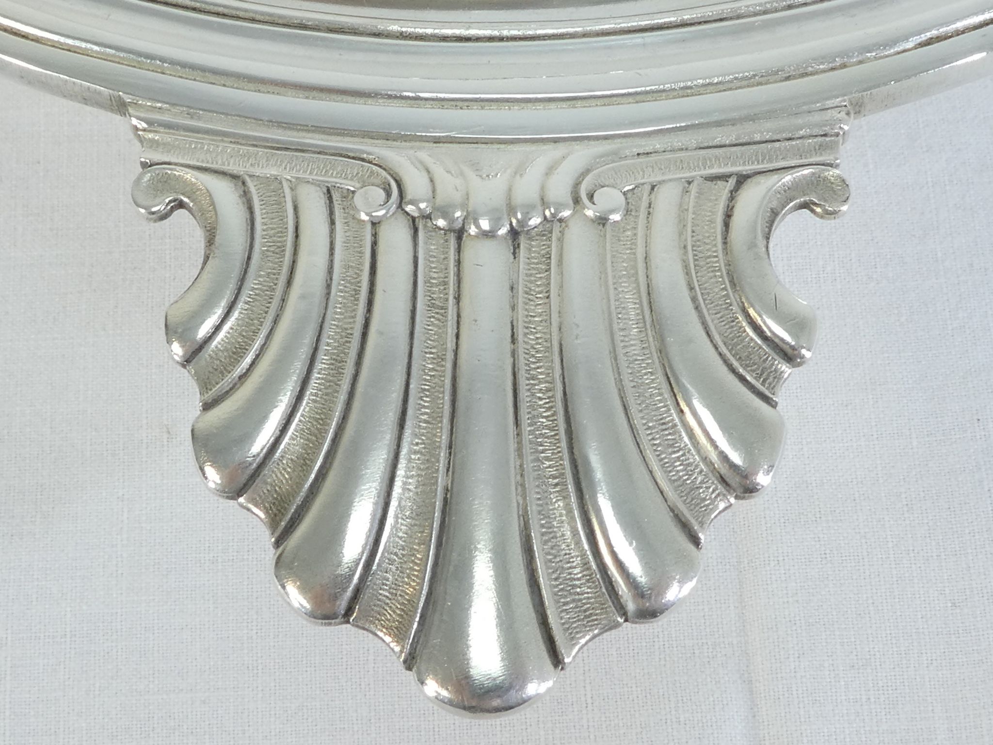 Round silver metal vegetable, Victor Saglier