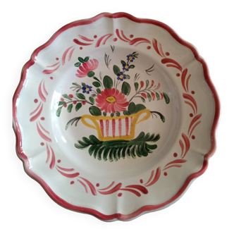 Angoulême earthenware dish with floral decoration