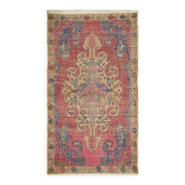 Turkish Vintage Anatolian Rug 140 cm x 236 cm