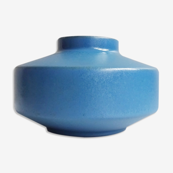 Vase en céramique bleu mat