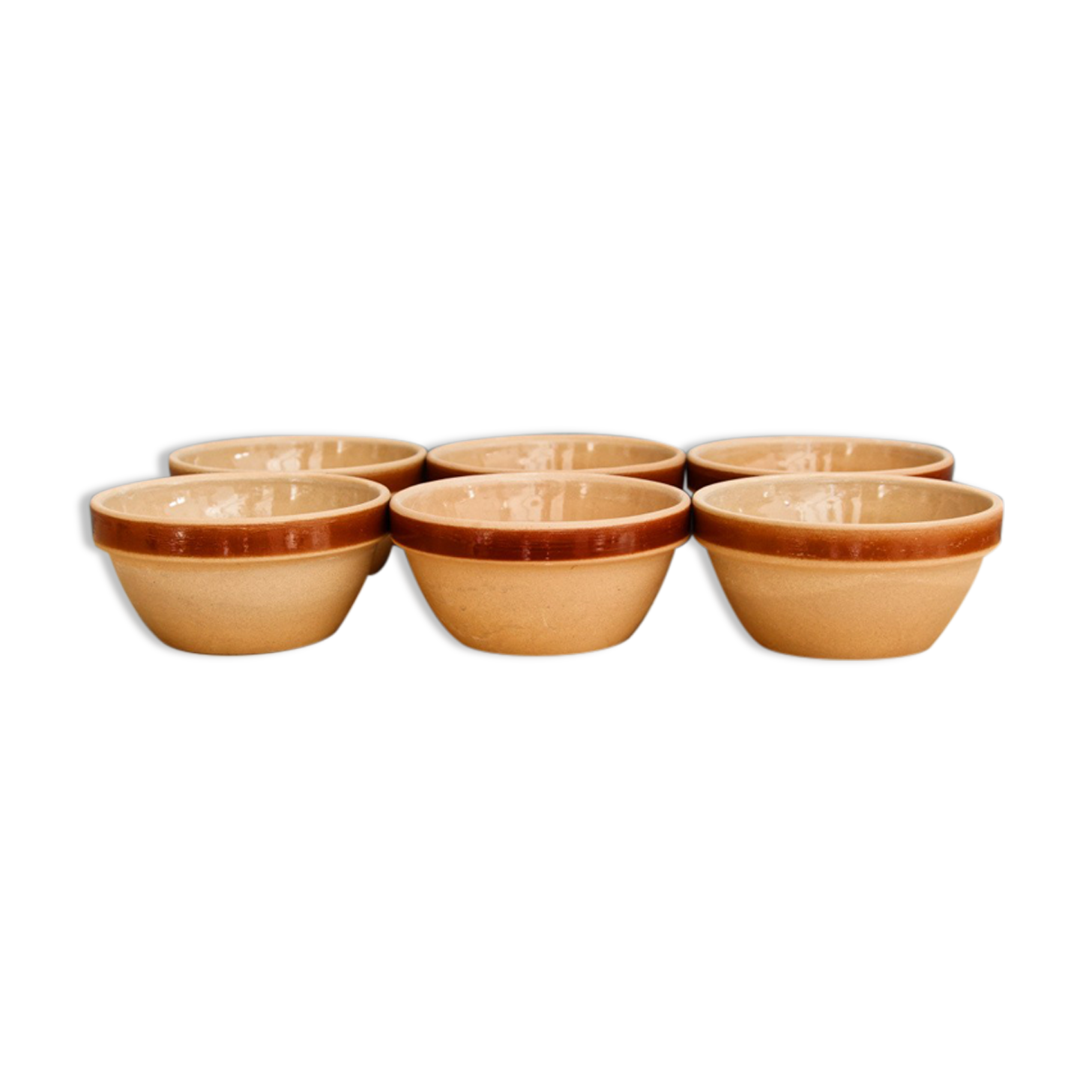 Lot of bowls in seddles Gien