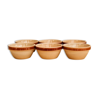 Lot of bowls in seddles Gien