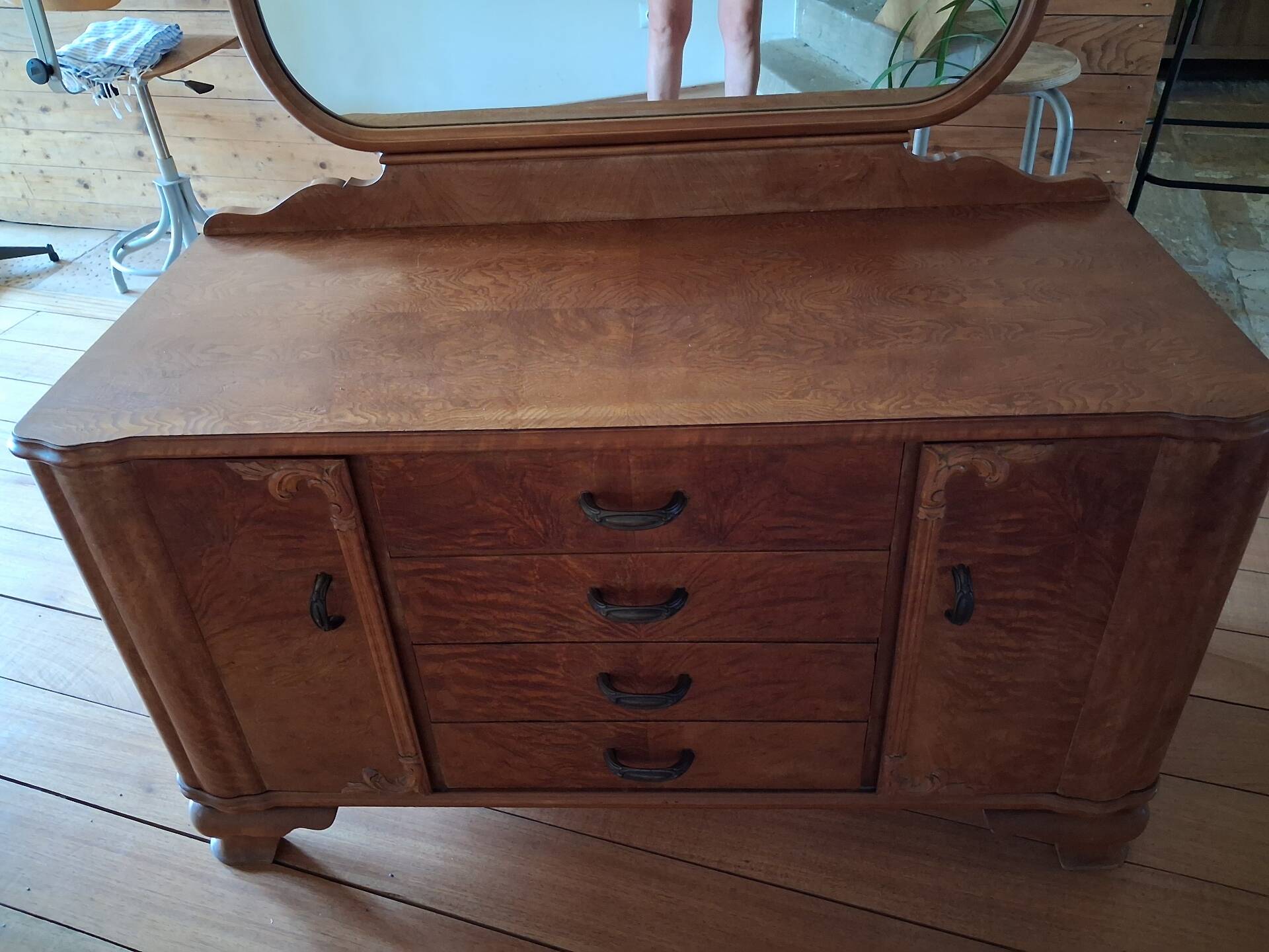 Art Deco mirrored dressing table