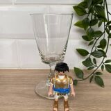 Set of 9 white wine glasses