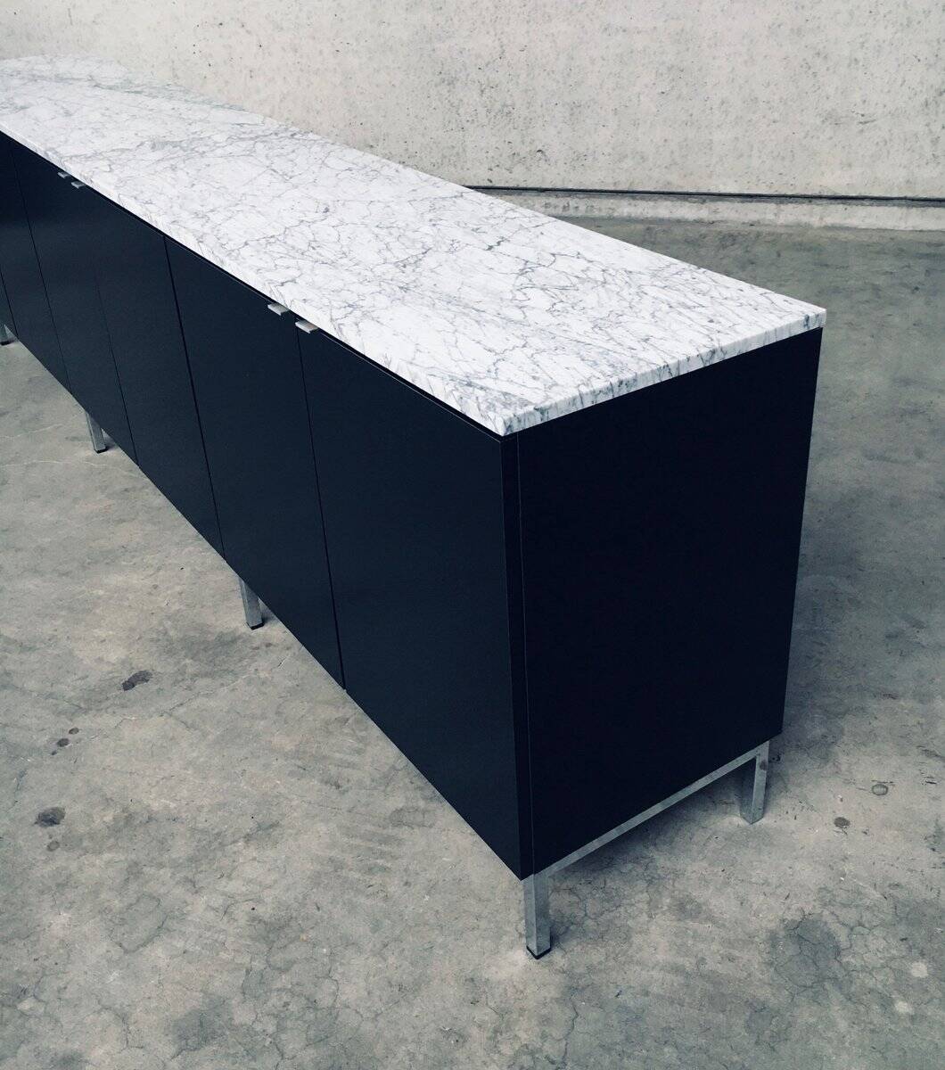 Mid-Century Modern Credenza attributed to Florence Knoll for Knoll Inc / Knoll International, 1970s