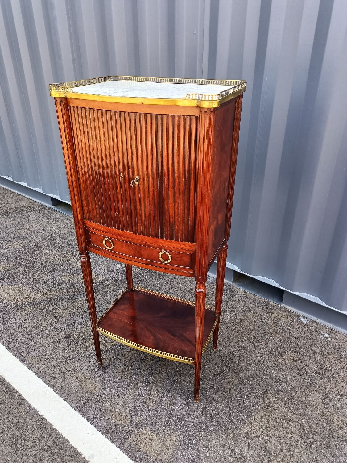 Chest of drawers style Louis XVl old marble tray