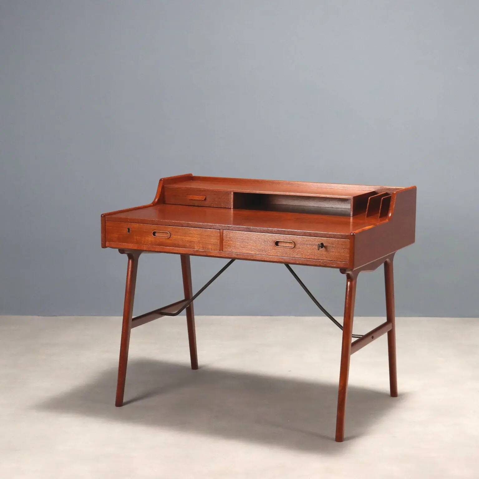 Vintage writing desk design by Svend Åge Madsen and Sigurd Hansen from the 1950s.