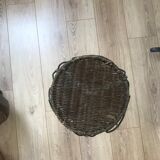 Tripod harness in wrought iron and wicker