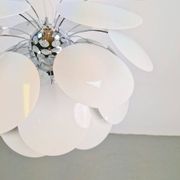 Suspension Discocó blanche par Christophe Mathieu pour Marset, années 2000.