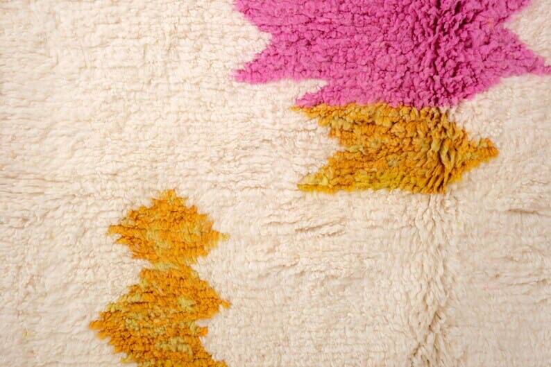 Traditional handmade Beni Ouraine rug, size 150 x 250 cm