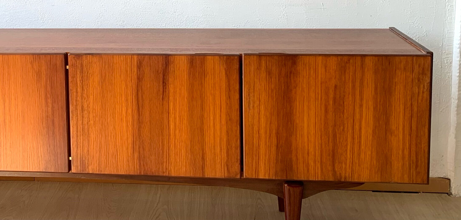 Scandinavian enfilade