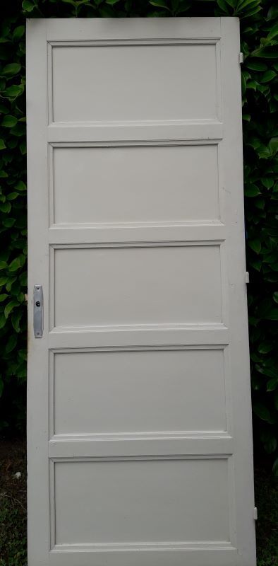 Porte vintage panneautée