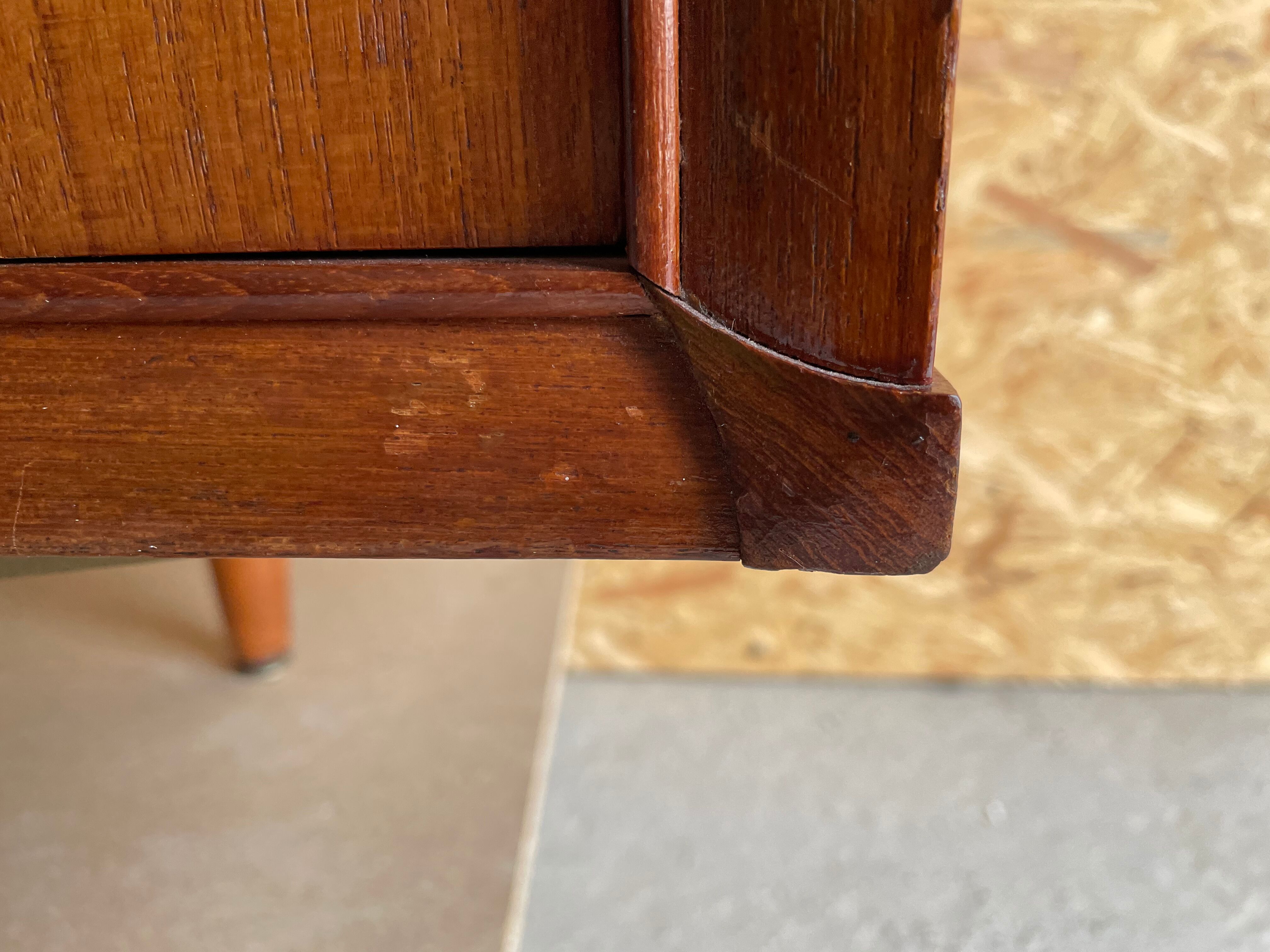 Top Scandinavian buffet Fristho in teak 1960