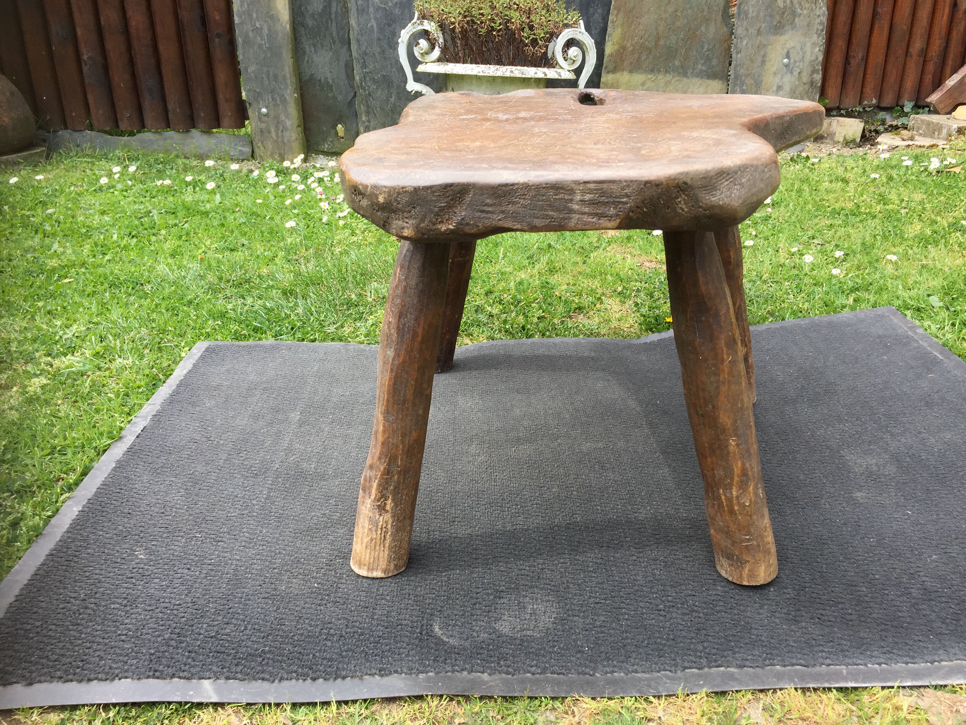 Brutalist vintage coffee table with 4 feet in oak