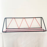 Scoubidou wall shelf