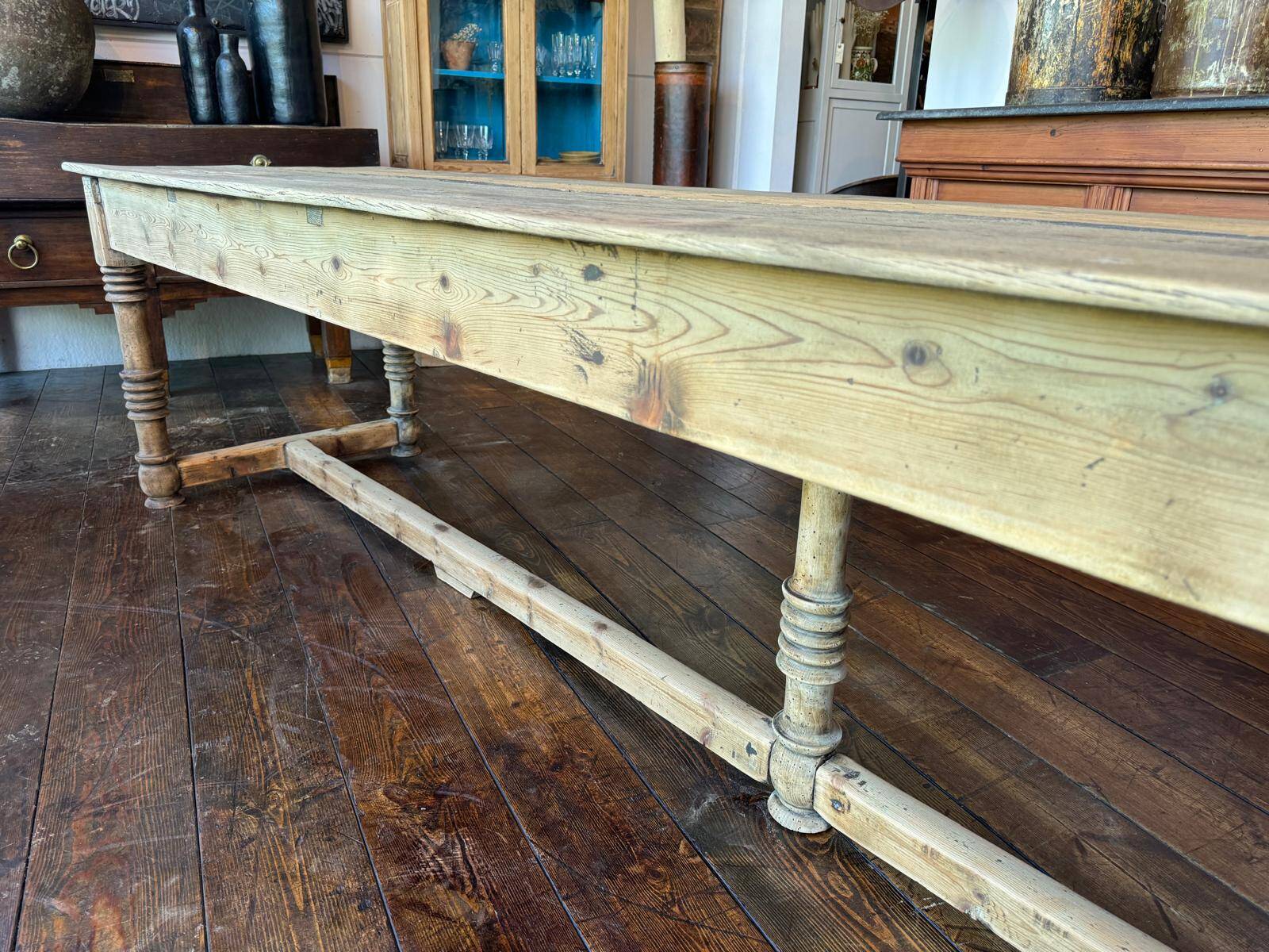 Grande table de couvent en chêne