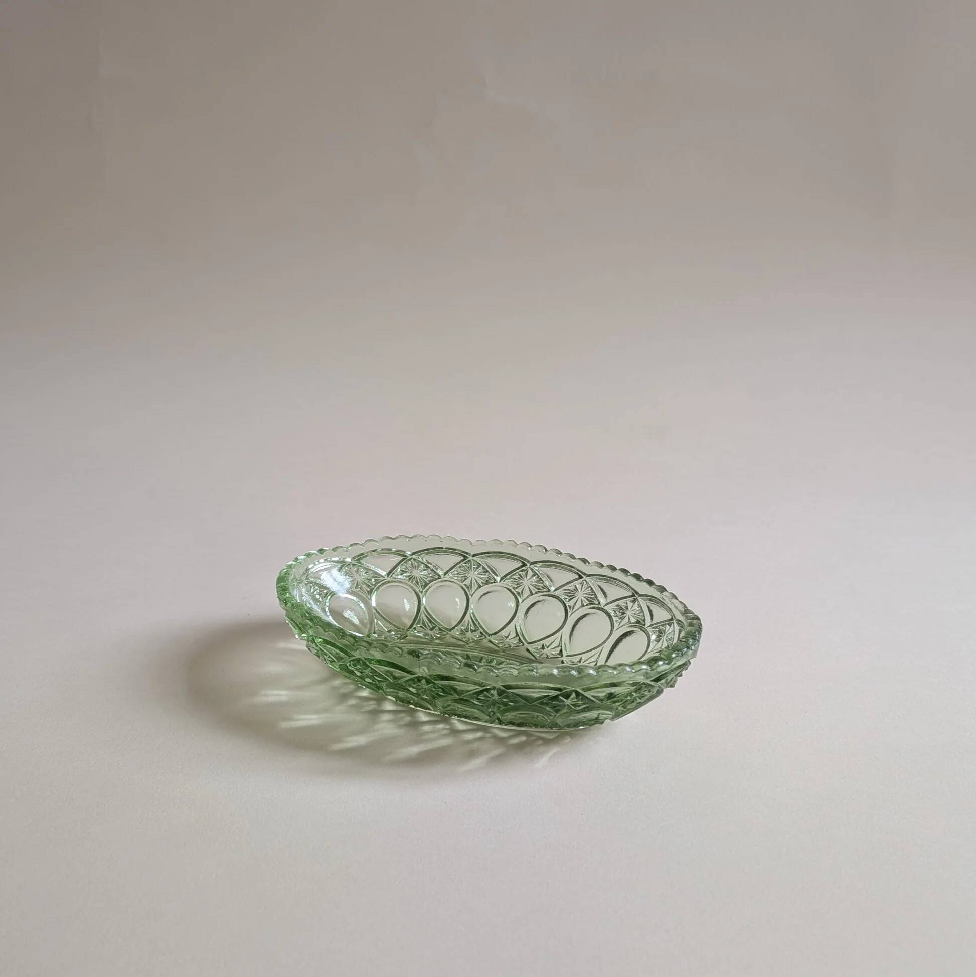 Green glass pocket emptier