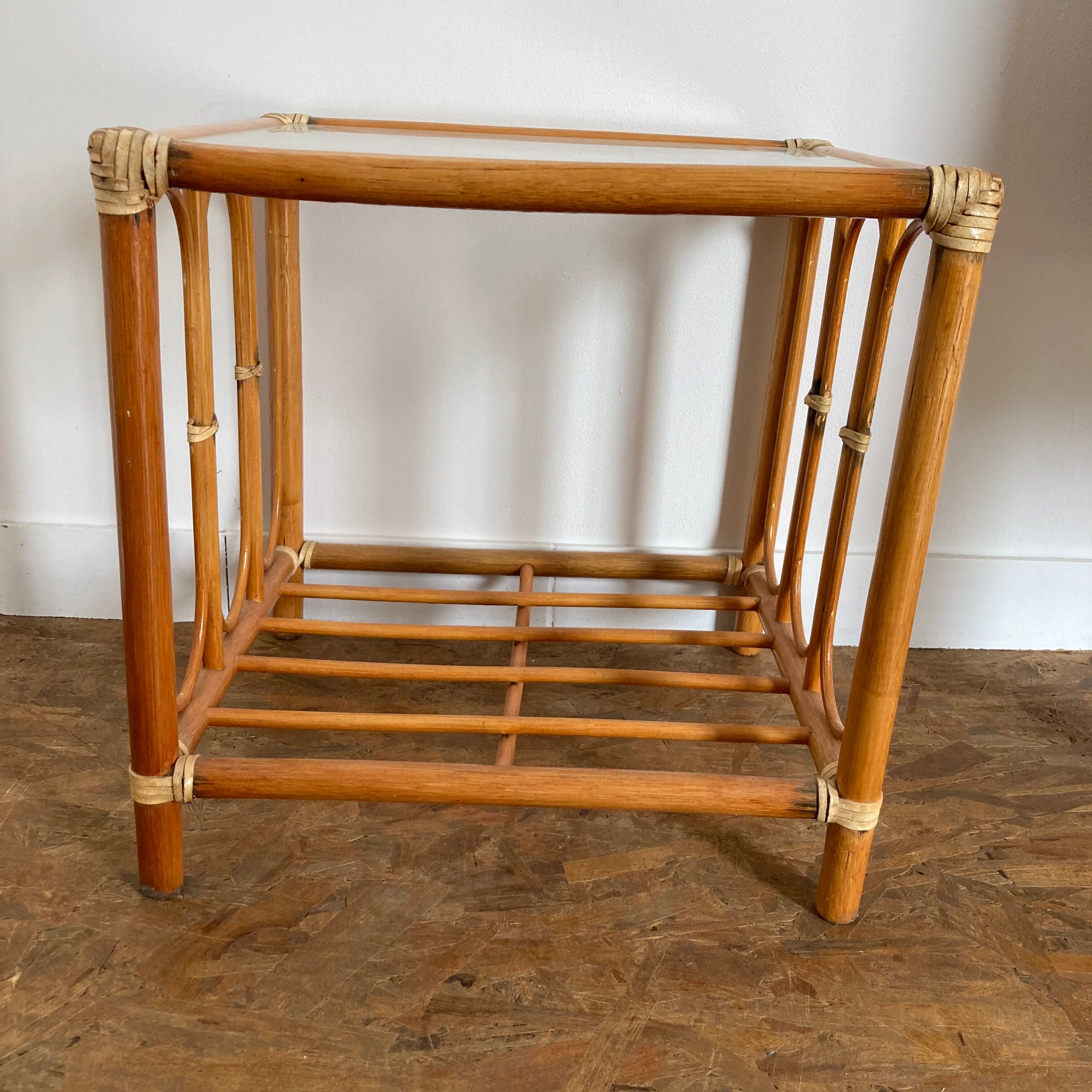 Set of 2 rattan coffee tables