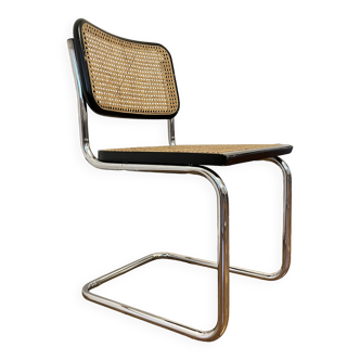 B32 Cesca black chair