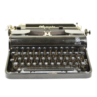 1938 Bauhaus Typewriter Simplex, Olympia Büromaschinenwerke a.g. Stuttgart Germany