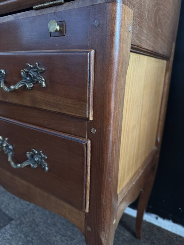 Bureau de pente / bureau dos d’âne